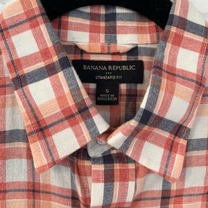 Banana republic button up shirt NWOT size small